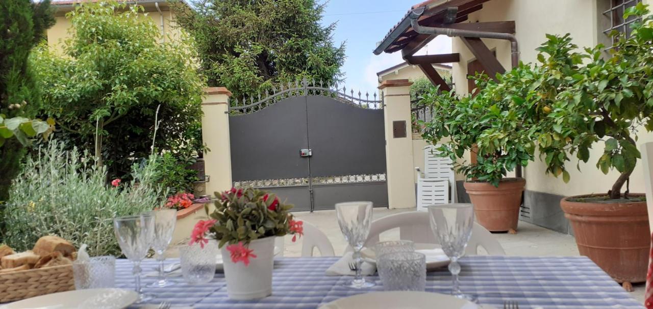 Rustico Degli Ulivi Villa Vallecchia Exterior foto